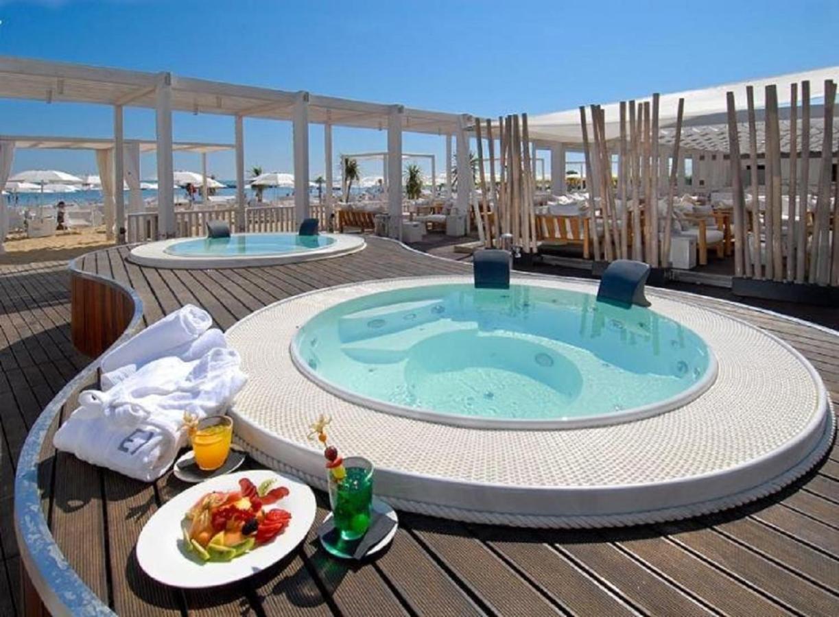 Casa Gramsci Luxury Apartment Pesaro Eksteriør bilde