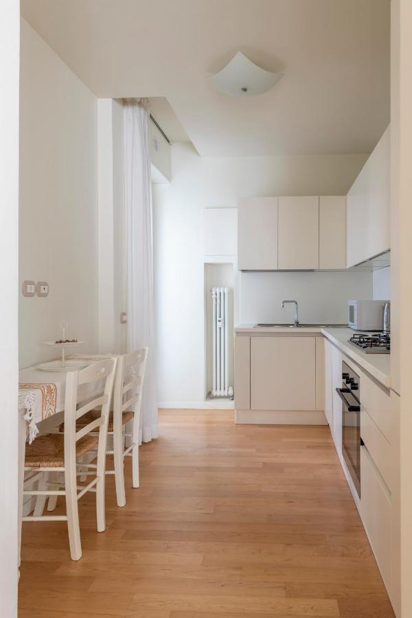 Casa Gramsci Luxury Apartment Pesaro Eksteriør bilde