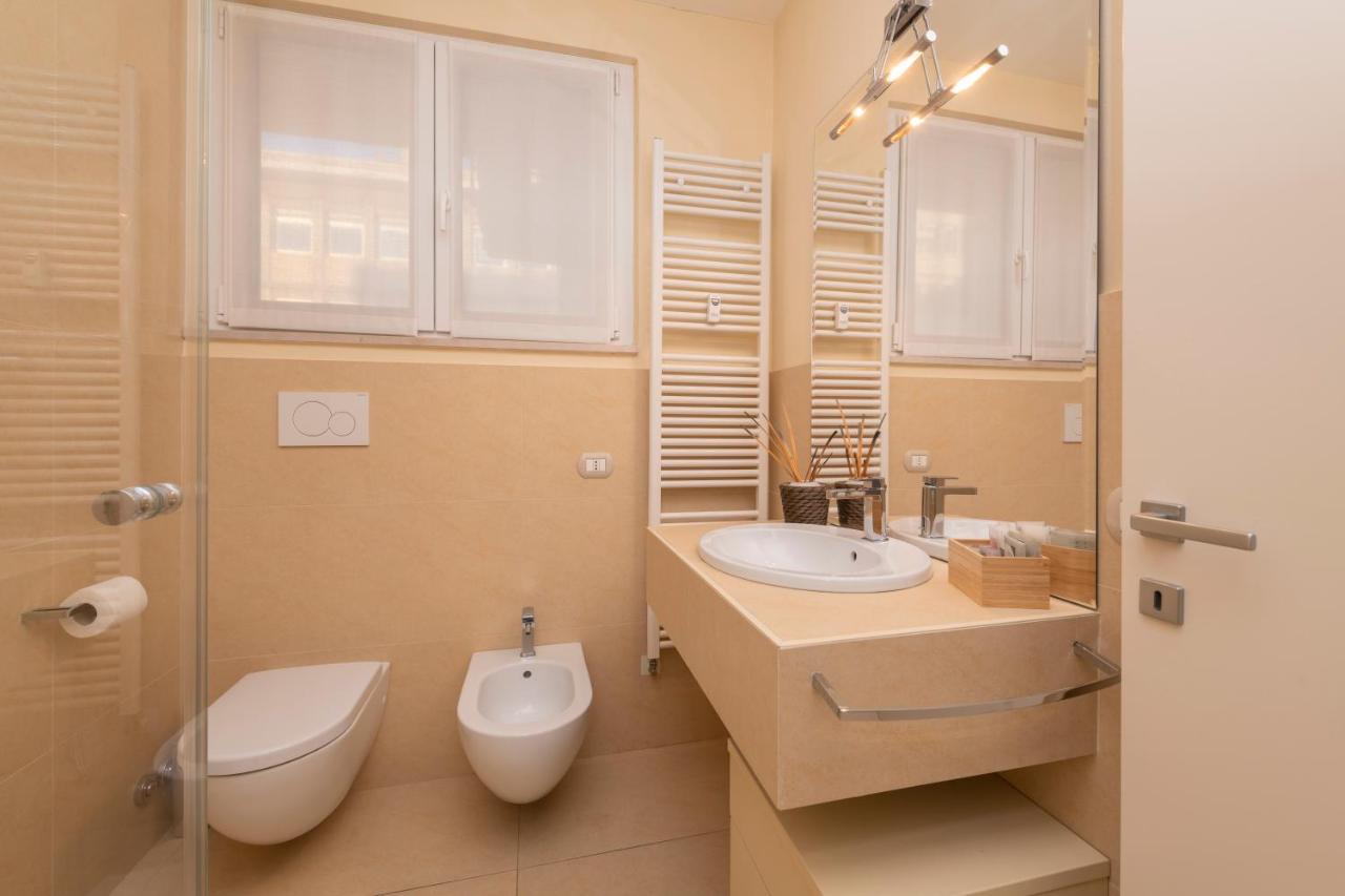 Casa Gramsci Luxury Apartment Pesaro Eksteriør bilde